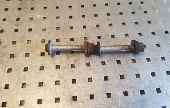 BMW 3 F30 F35 F31 Rear suspension camber bolt 