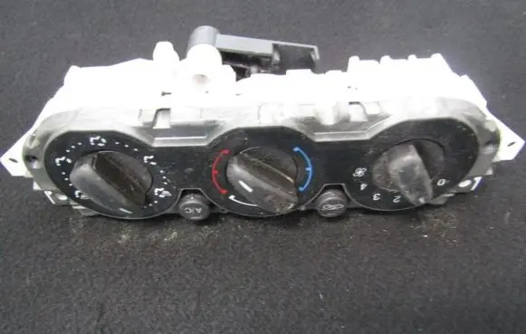 Ford Focus Climate control unit 7m5t19980ba 7m5t-19980-ba