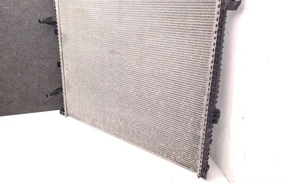 Coolant radiator