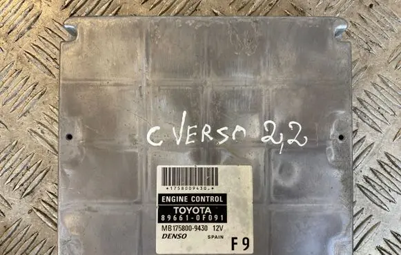 Toyota Corolla Verso AR10 Engine control unit/module 896610F091 1758009430 MB1758009430