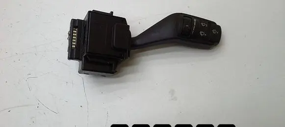 Ford Focus Other switches/knobs/shifts 17D940
