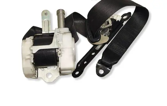 Lexus IS III XE30 Front seatbelt N088612