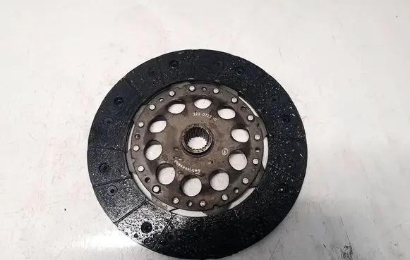 Audi A6 S6 C5 4B Clutch pressure plate 323072710