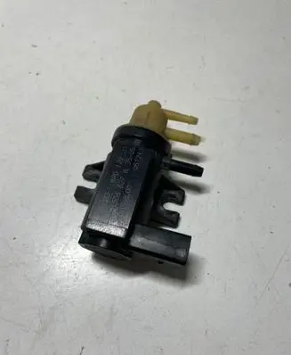 Volkswagen Jetta V Turbo solenoid valve 1K0906627A 05T243 70086800