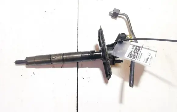 Audi A5 8T 8F Fuel injector 0445115058 057130277AG