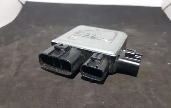 Mitsubishi Lancer X Fan control module 21493B210B