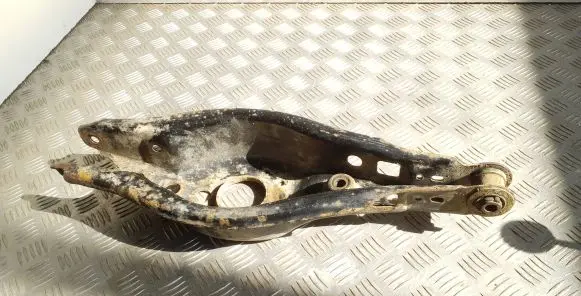 Toyota Auris 150 Rear upper control arm/wishbone