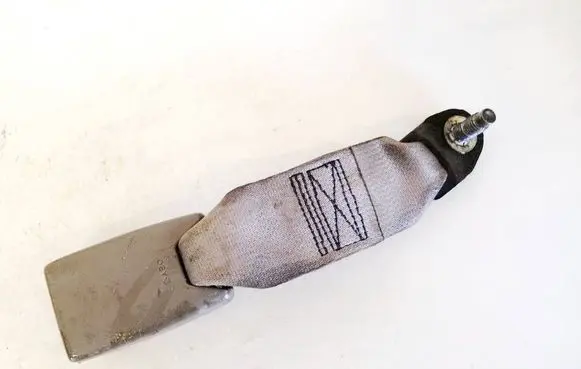 Nissan Note (E11) Rear seatbelt buckle