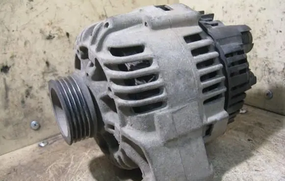 Citroen Berlingo Generator/alternator 25417670 14I80A