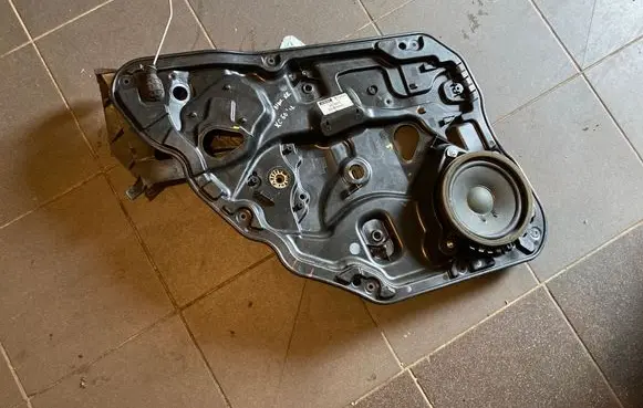 Volvo XC60 Rear window lifting mechanism without motor 30753329 30753337 964246