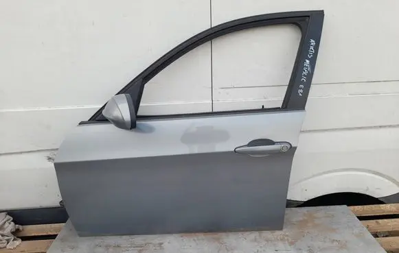 BMW 3 E90 E91 Front door 35B2