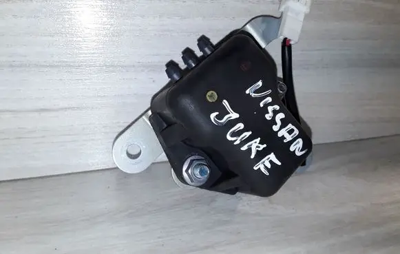 Nissan Juke I F15 Camera control unit module 284L4BV80A EN4027P