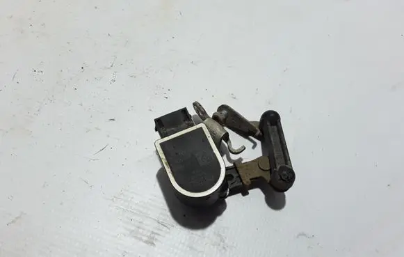 BMW 5 F10 F11 Air suspension front height level sensor 