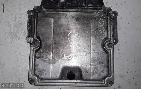 Peugeot 607 Engine control unit/module 9645534380 EDC15C2 0281010880
