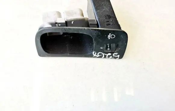 KIA Sportage Headlight level height control switch 751u00080 211000245