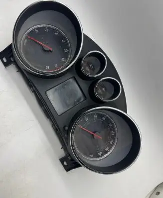 Opel Insignia A Speedometer (instrument cluster) 22783073