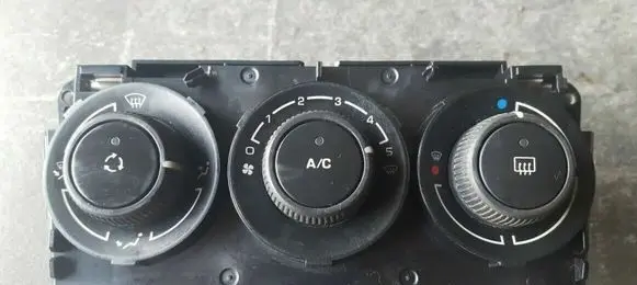 Peugeot 308 Climate control unit T1000220K