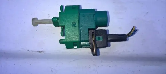Ford Fusion Brake pedal sensor switch 94bb9c872ac 94bb-9c872-ac