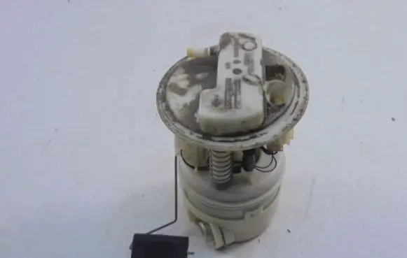Renault Clio II In-tank fuel pump 8200057324A
