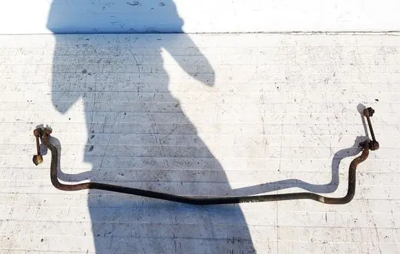 Mitsubishi Galant Front anti-roll bar/sway bar