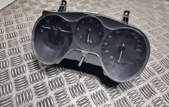 Seat Altea Speedometer (instrument cluster) 5P0920804C SEZ7Z0E3098518 V0006000