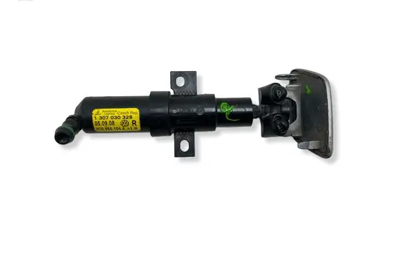Volkswagen PASSAT B6 Headlight washer spray nozzle 3C0955104A