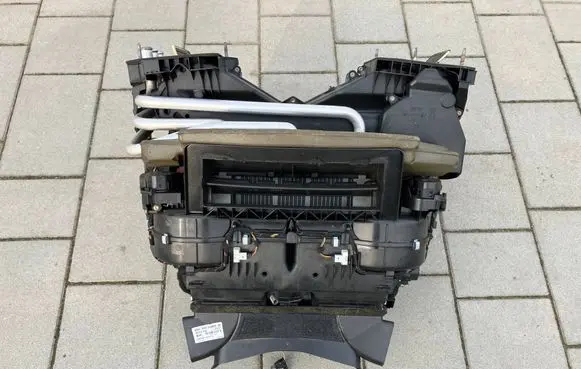 BMW 5 E60 E61 Interior heater climate box assembly 6924898 11611611