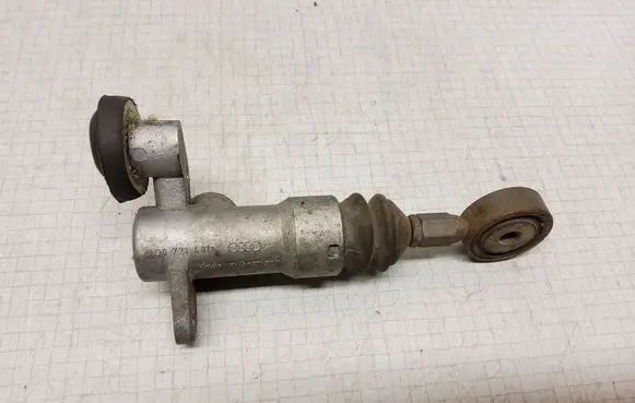 Audi A4 S4 B5 8D Clutch slave cylinder 8D1721401