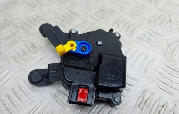 Hyundai i10 Central locking motor