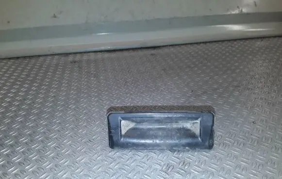 Skoda Roomster (5J) Tailgate opening switch 