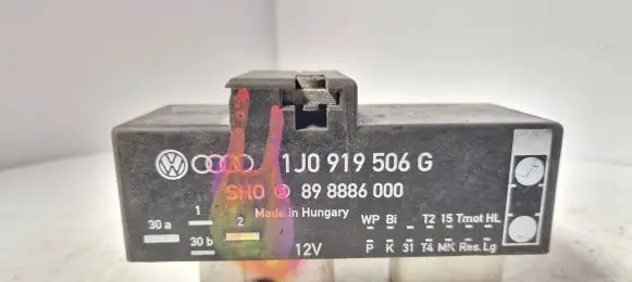 Coolant fan relay