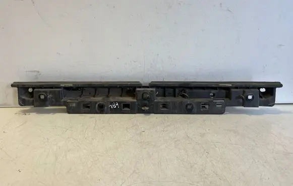 Opel Vivaro Rear bumper mounting bracket 9811088680