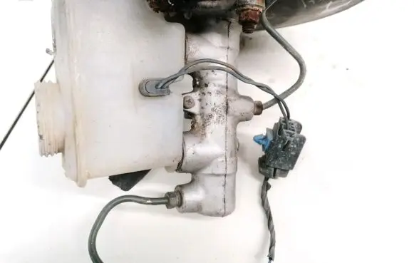 Mazda 323 Master brake cylinder