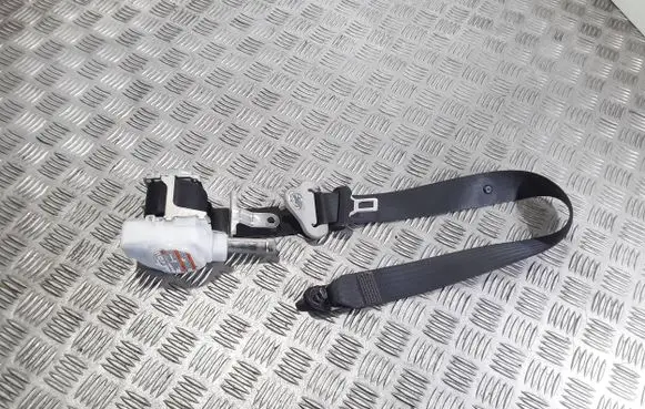 Suzuki SX4 S-Cross Front seatbelt 8494061M1