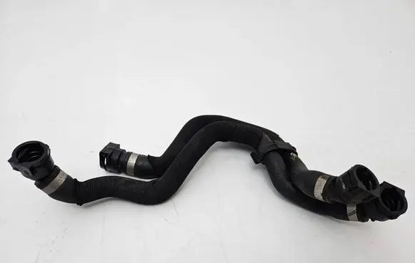 Mini One - Cooper F56 F55 Engine coolant pipe/hose 13876010