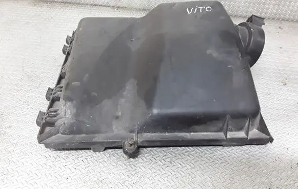 Mercedes-Benz Vito Viano W638 Air filter box cover A0030947504