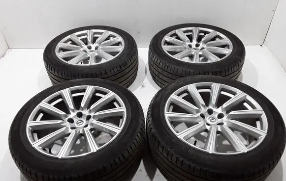 Volvo XC90 R20 alloy rim 31362277