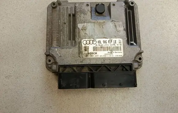 Audi A6 S6 C7 4G Engine control unit/module 03L906018LB 0281017945 03L906018JL