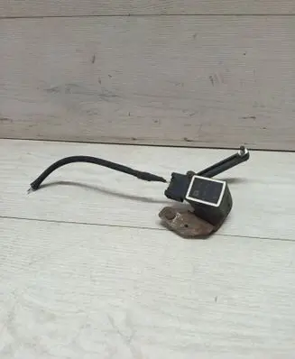 BMW 5 E60 E61 Rear air suspension level height sensor 6784700 070909