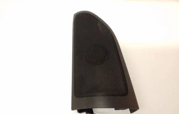 Mercedes-Benz B W246 W242 Front door high frequency speaker A2467200111 A2467200311 A2118200202