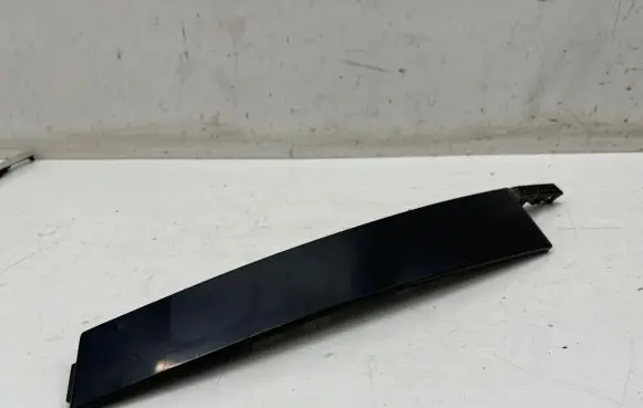 Skoda Octavia Mk3 (5E) Other front door trim element 5E0837902