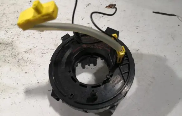 Volkswagen New Beetle Airbag slip ring squib (SRS ring) 1J0959653