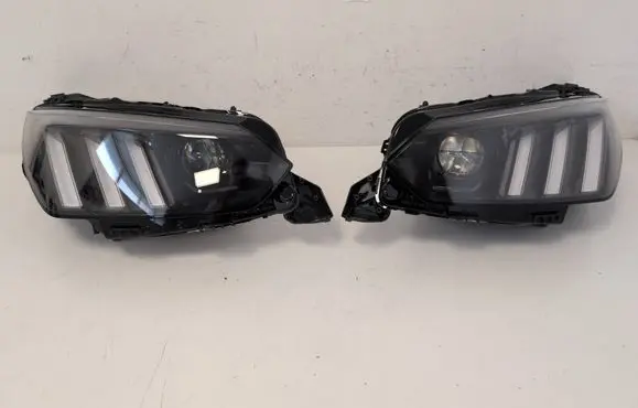 Peugeot 208 II Headlights/headlamps set 9841641980 L615795 9841642080