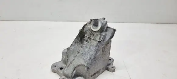 Mercedes-Benz SL R231 Engine mounting bracket A2762230504