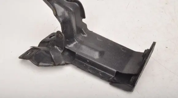 Volvo S60 Radiator mount bracket 
