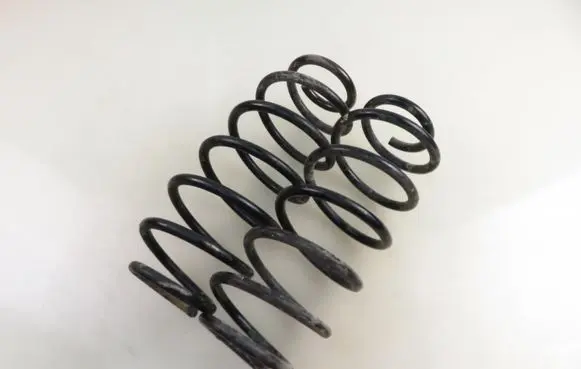Toyota Yaris Rear coil spring