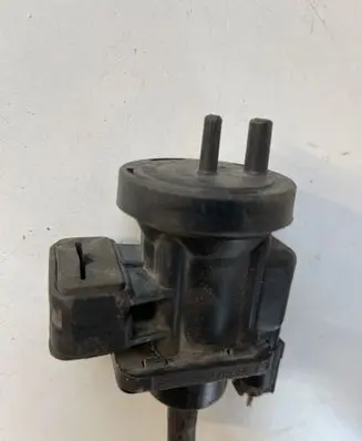 Mercedes-Benz A W168 Turbo solenoid valve A0005450427