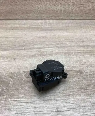 Ford Focus C-MAX Air flap motor/actuator 3M5H19E616AB EAD251