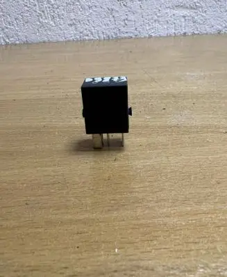 Volkswagen PASSAT B8 Other relay 4H0951253C D9873