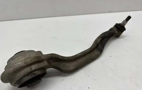 Mercedes-Benz E W211 Front lower control arm/wishbone